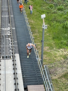 17. Bad Wildbader Stäffeleslauf auf Deutschlands längster Treppe mit 720 m Länge und 1987 Stufen und bis zu 52 % Steigung