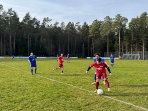 SG Oberkollbach / Hirsau hält gegen Spitzenreiter gut mit