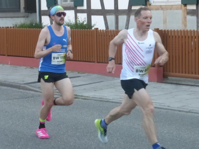 Ortenauer Laufnacht – Baden-Württembergische Meisterschaft über 10 km Straße in Willstätt